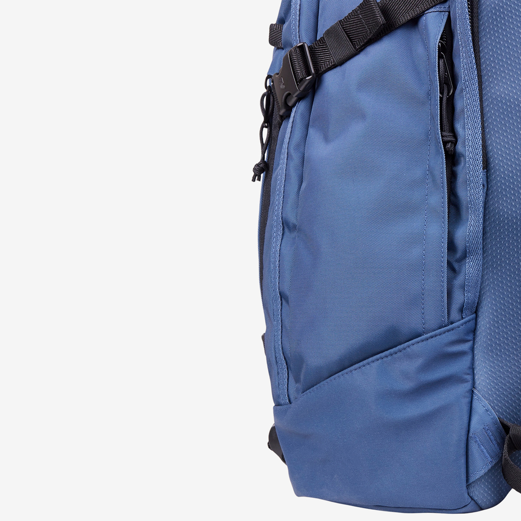 New Balance Athletics Advance Backpack in BLAU