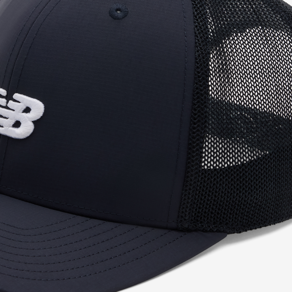 New Balance '47 Brrr Trucker in BLAU