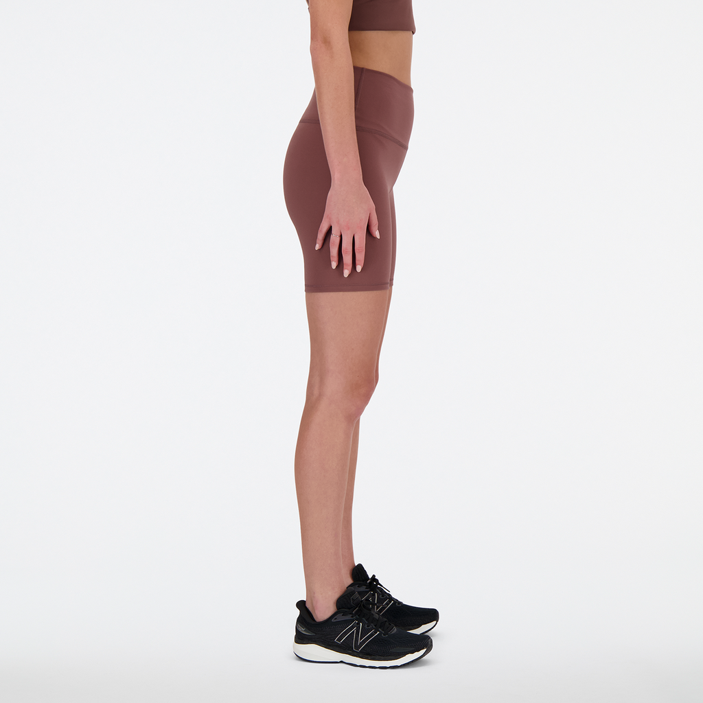 New Balance W New Balance Harmony 6 Inch Bike Short in VIOLETT