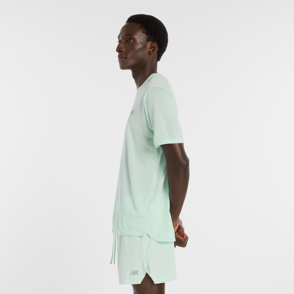 New Balance NB Athletics Run T-Shirt in GRÜN