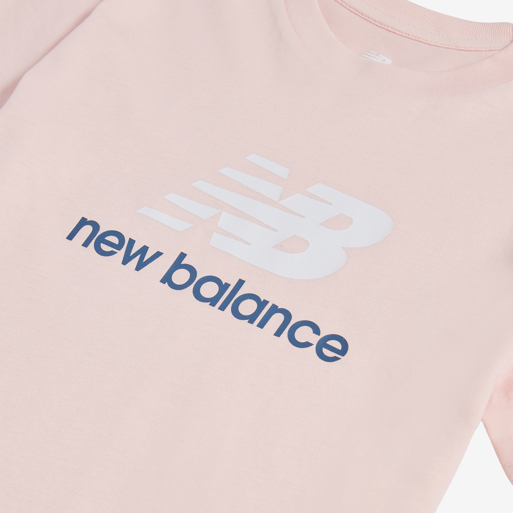 New Balance G NEW BALANCE JERSEY STACKED LOGO TEE in PINK