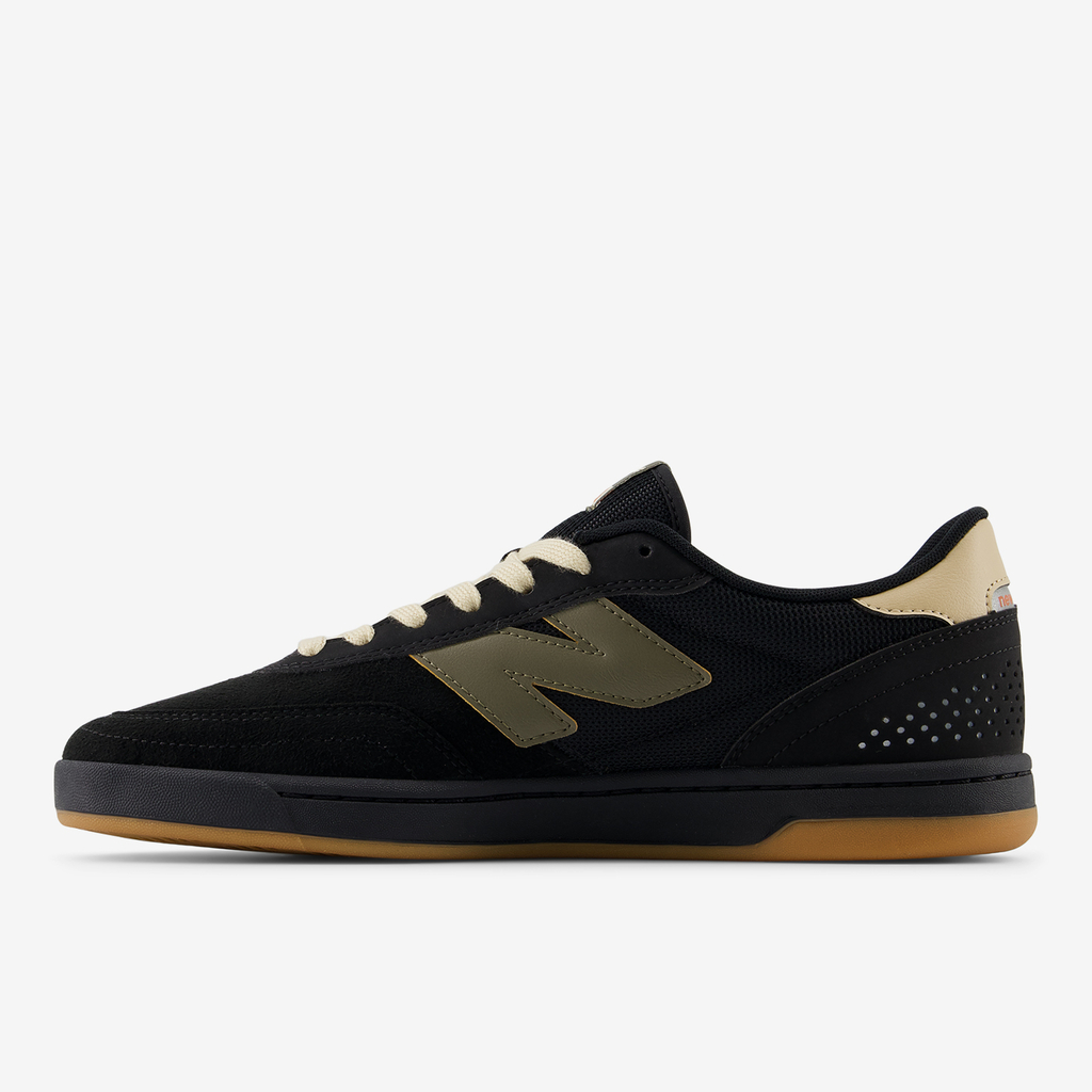 M 440 v2 High Skateboardschuhe black medial_bild_brandshop