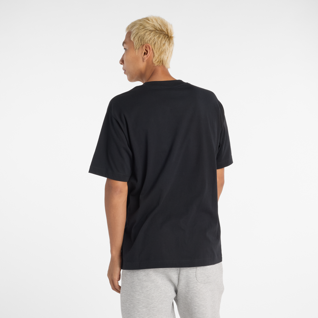 New Balance Bearded Runner T-Shirt in SCHWARZ