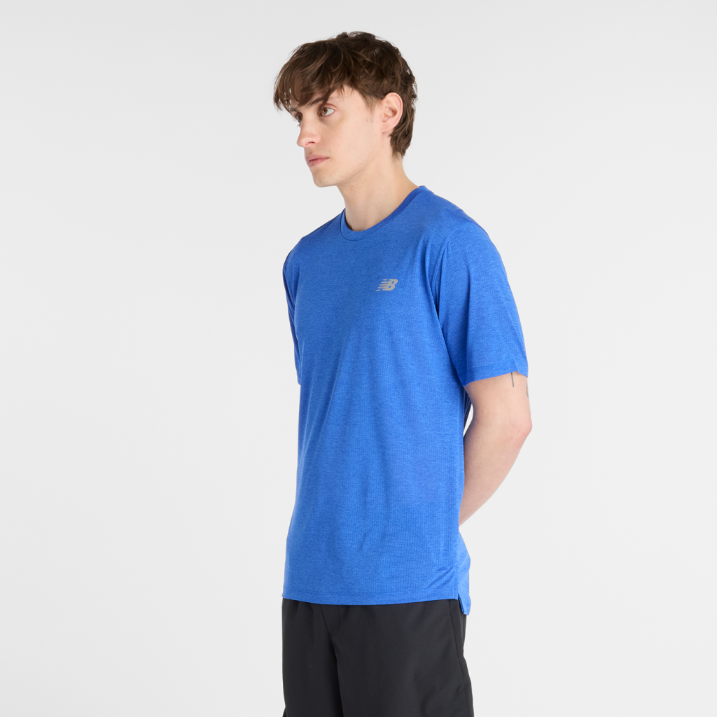 New Balance NB Athletics Run T-Shirt in BLAU