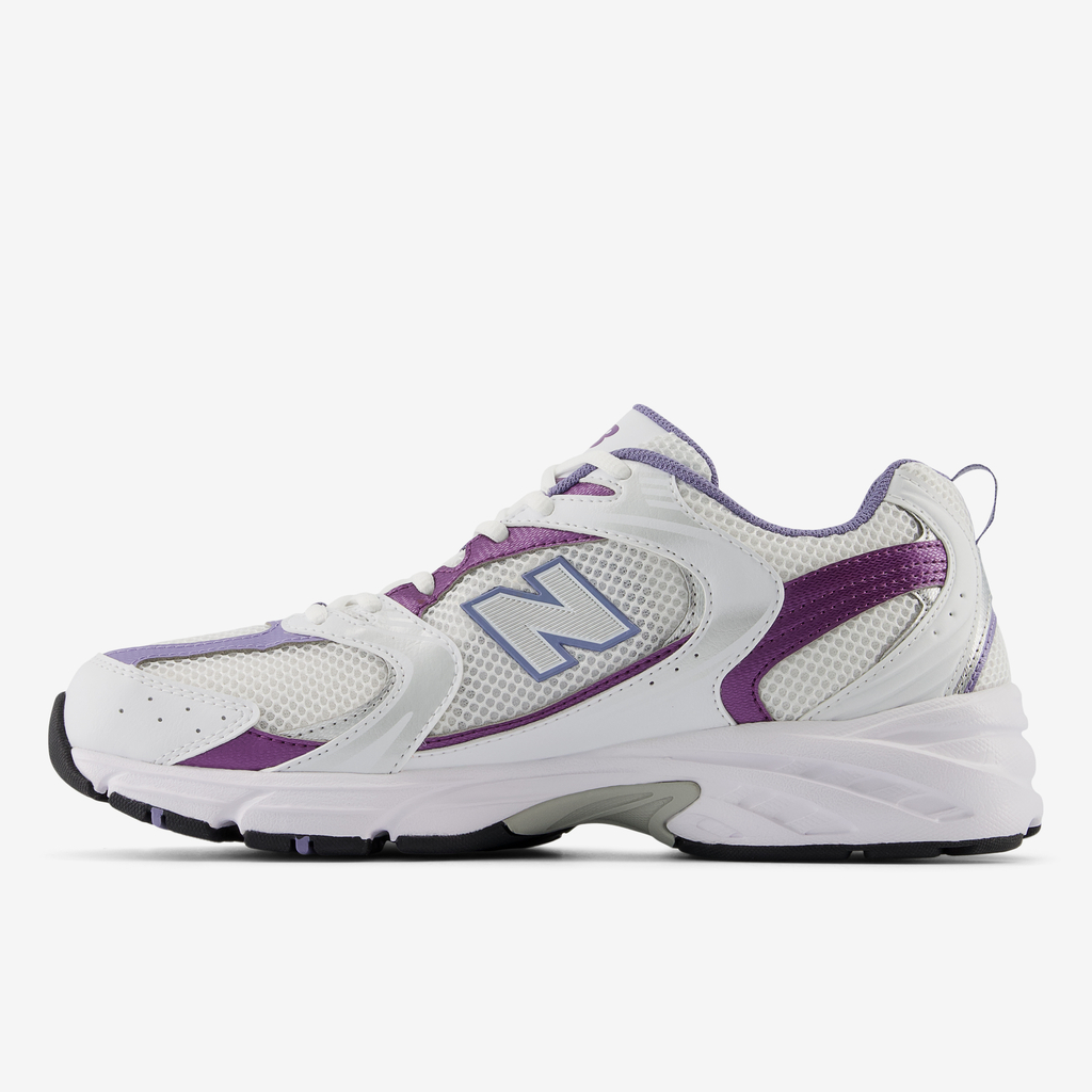 U 530 Essentials Freizeitschuhe white/aubergine medial_bild_brandshop