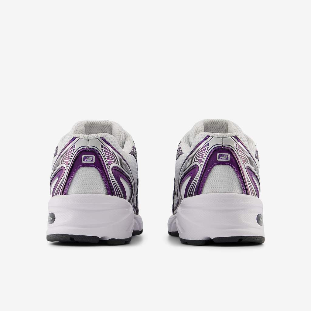 New Balance U 740 Seasonal Freizeitschuhe in VIOLETT