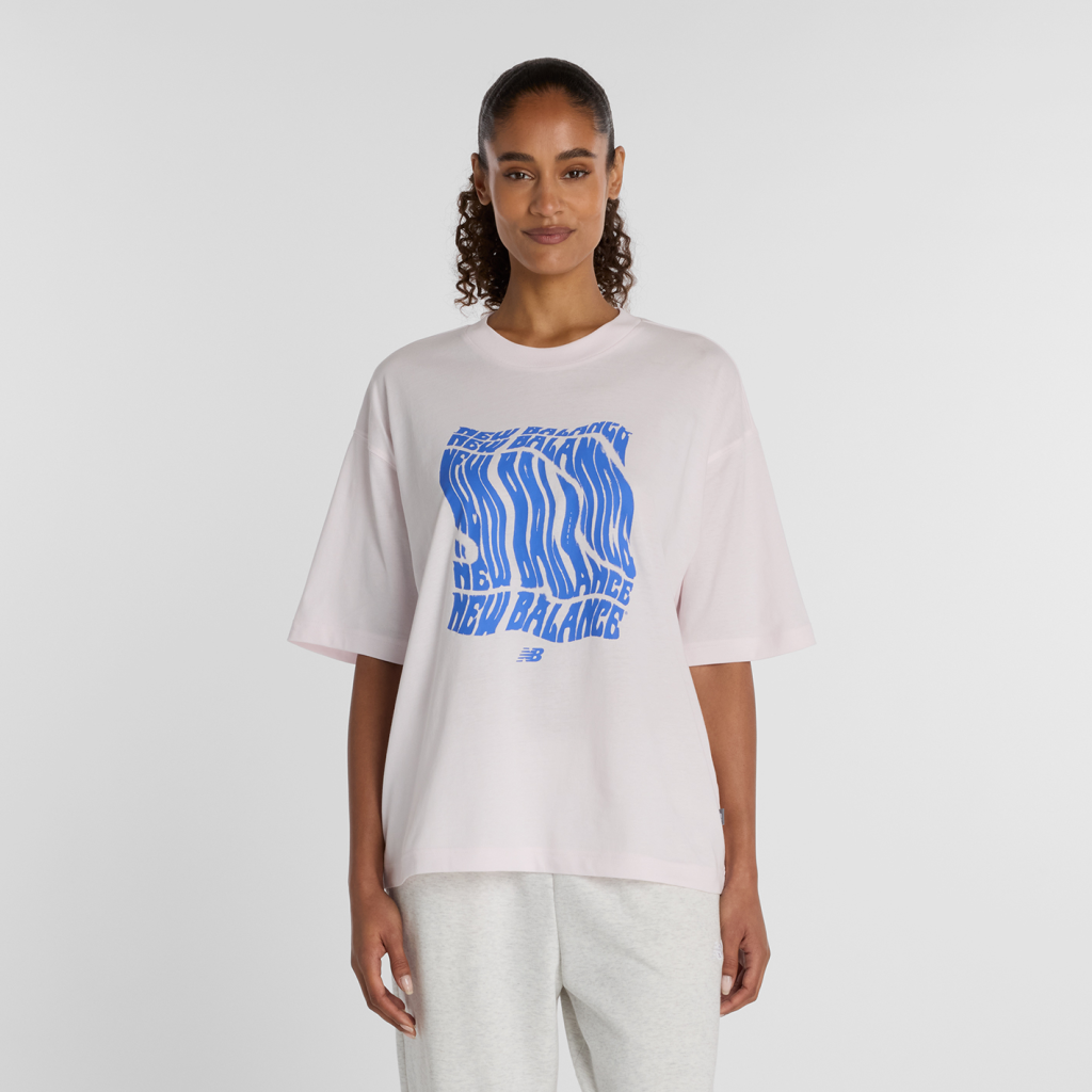 New Balance W Wavey Relaxed T-Shirt in PINK