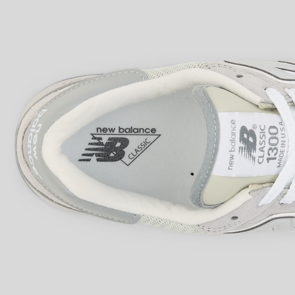 New Balance M 1300 Made in USA Core Freizeitschuhe in LEER