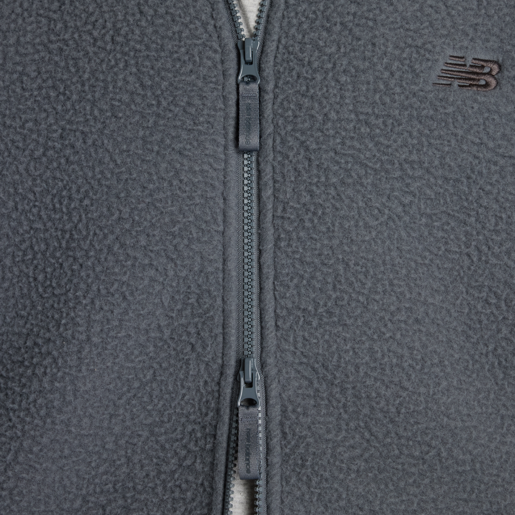 New Balance High Pile Jacket in GRAU