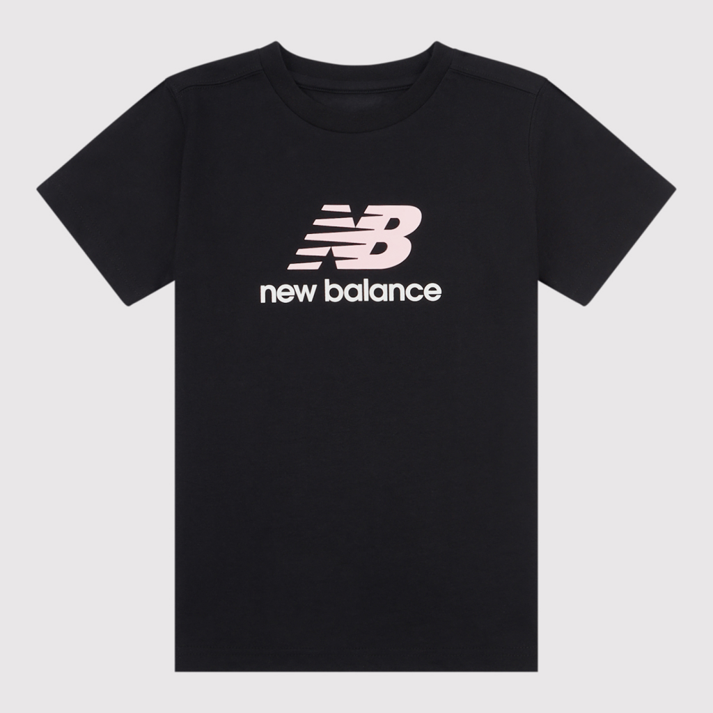 New Balance G NEW BALANCE JERSEY STACKED LOGO TEE in SCHWARZ