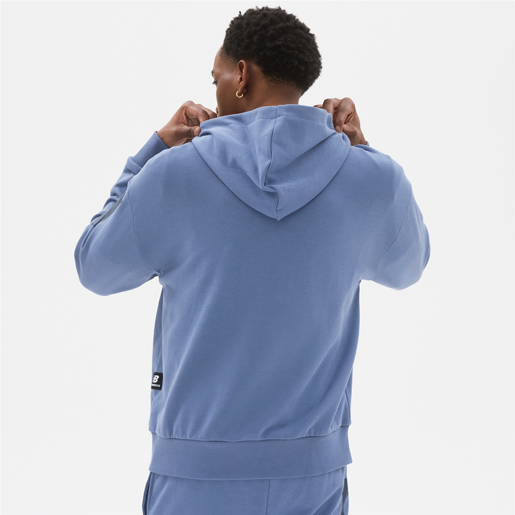 NB Athletics Unisex Out of Bounds Hoodie arctic grey model_bild_back_brandshop