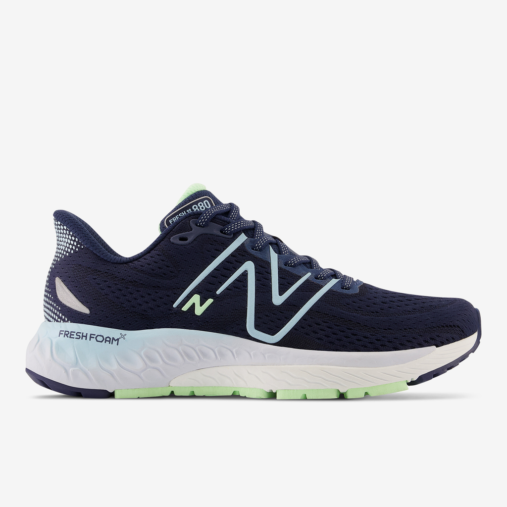 W 880 v13 Laufschuhe nb navy Hauptbild_brandshop