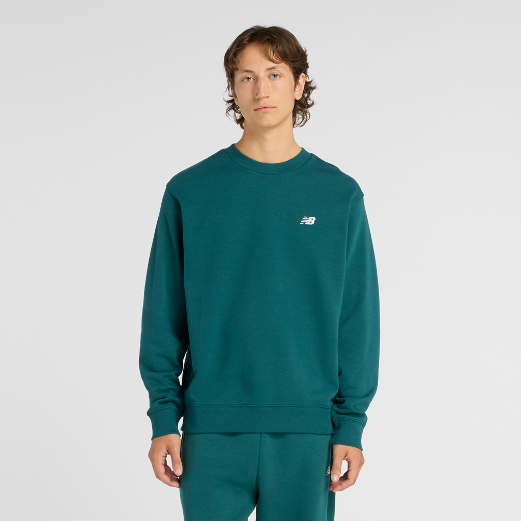 New Balance Sport Essentials Small Logo French Terry Crew in GRÜN
