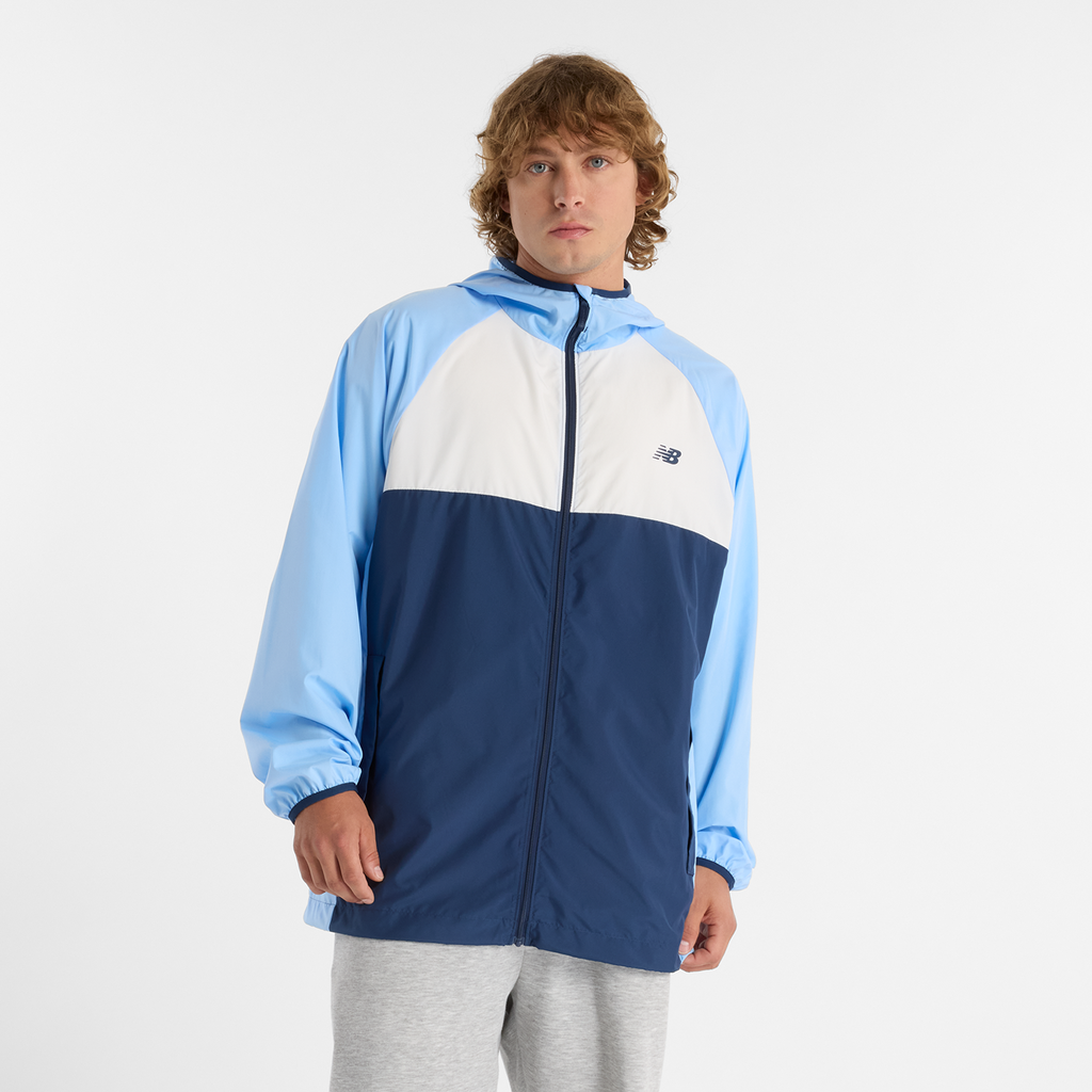 New Balance Athletics Packable Jacket in BLAU