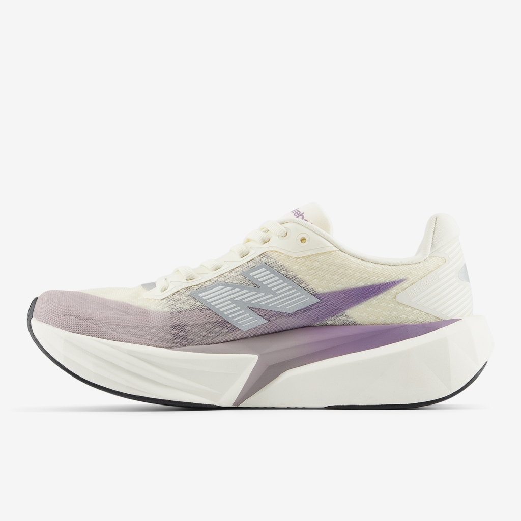 New Balance W Rebel v5 Laufschuhe in VIOLETT