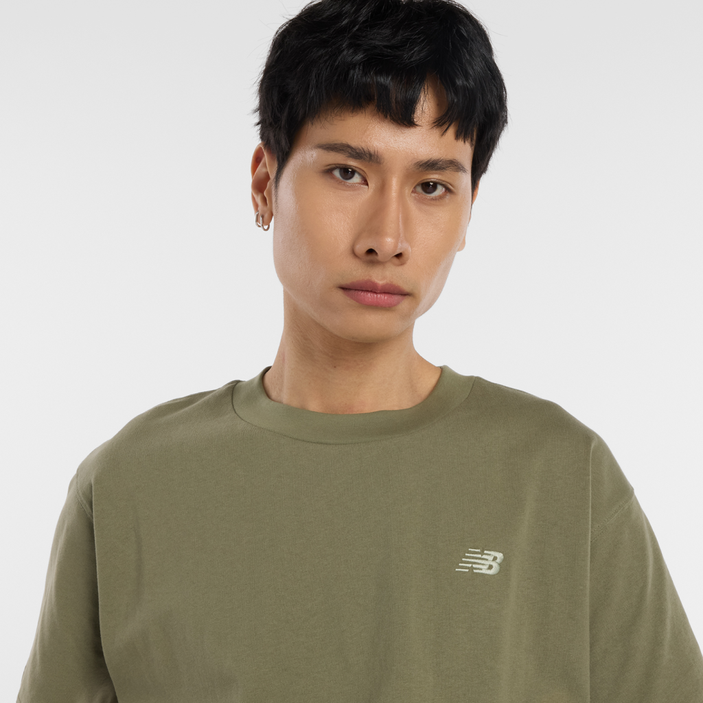 New Balance NB Athletics Cotton T-Shirt in GRÜN