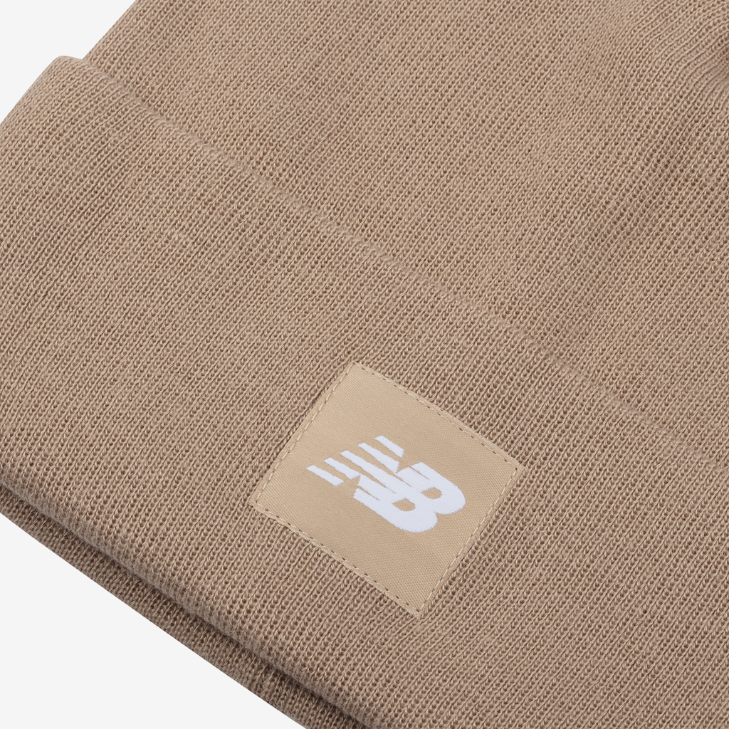 Cuffed Beanie Flying NB Logo stoneware detail_bild1_brandshop