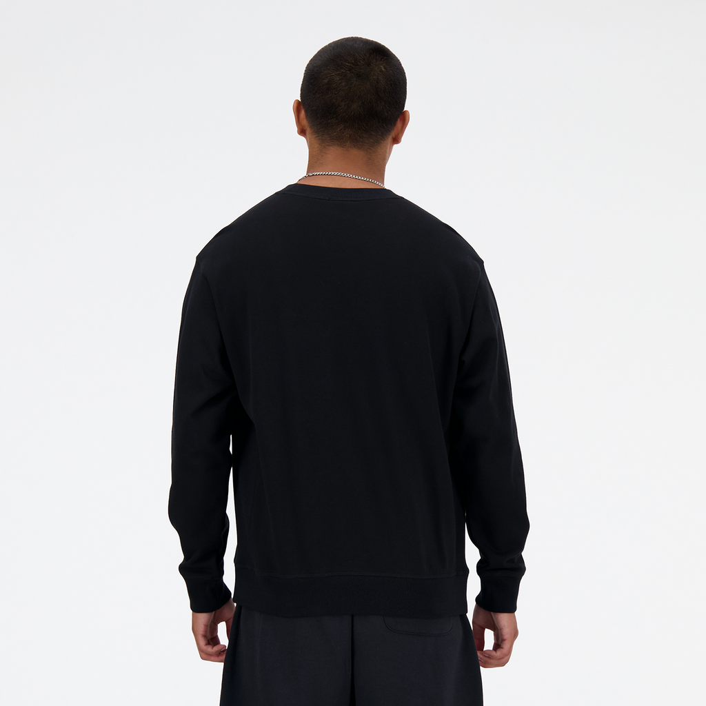 Athletics Premium Logo Crew black model_bild_back_brandshop