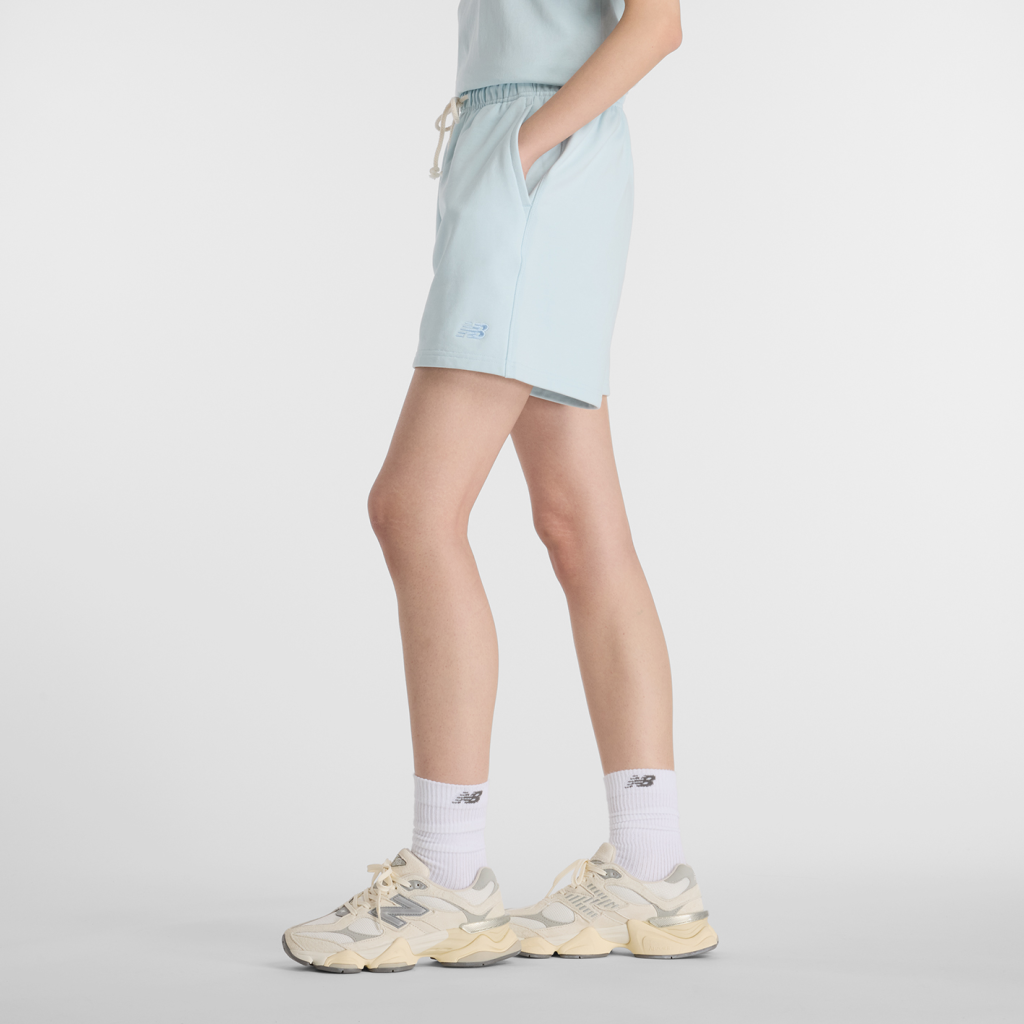 New Balance W NB Athletics French Terry Short in GRAU