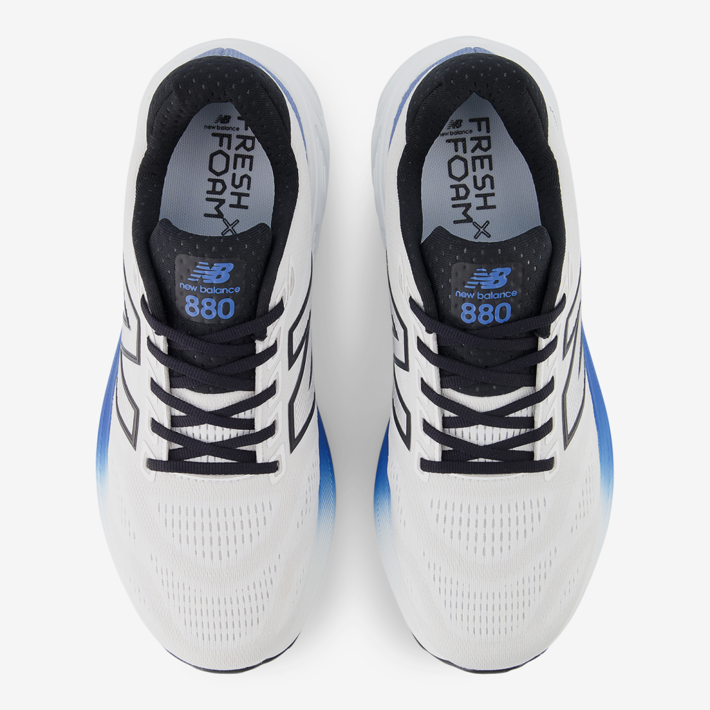 New Balance M 880 v15 Laufschuhe in WEISS