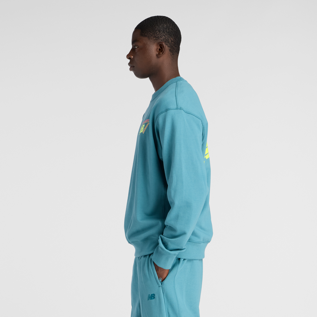 New Balance Classic Tri-Logo French Terry Crew in BLAU