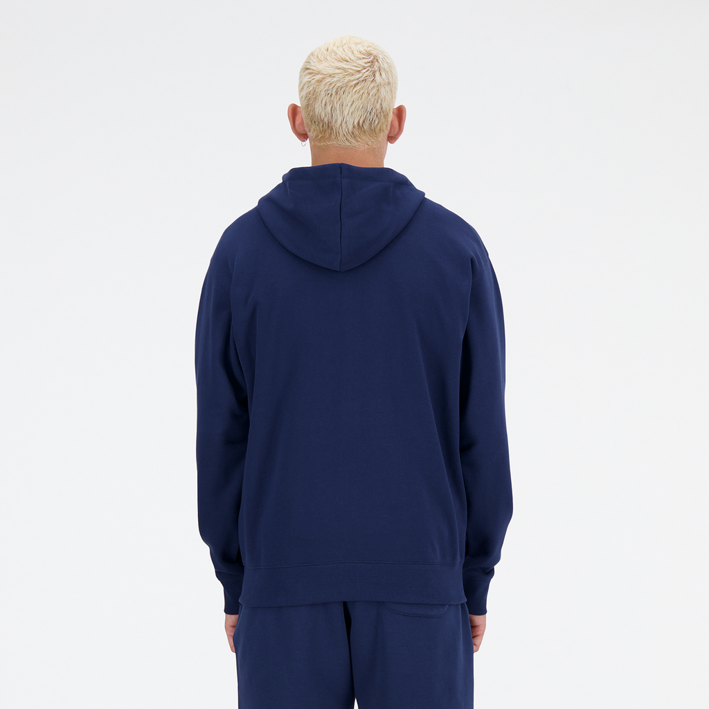 New Balance Stacked Logo French Terry FZ Hoodie nb navy model_bild_back_brandshop