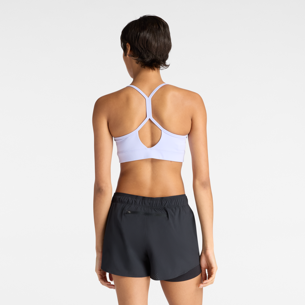 New Balance W NB Essential Yoga Bra in VIOLETT