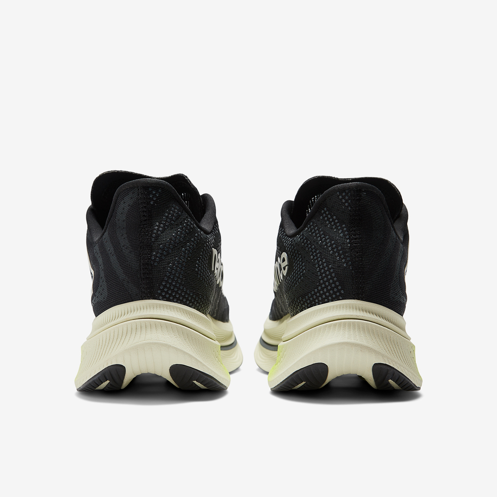 New balance 2v7 trainer discount