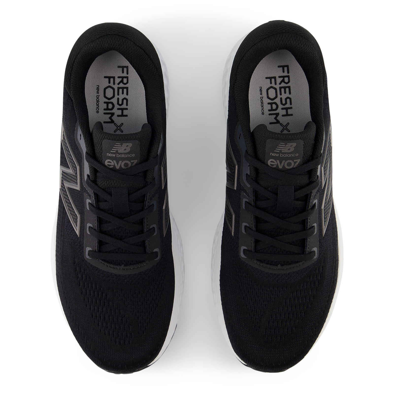 New Balance M Evoz v4 Laufschuhe in SCHWARZ