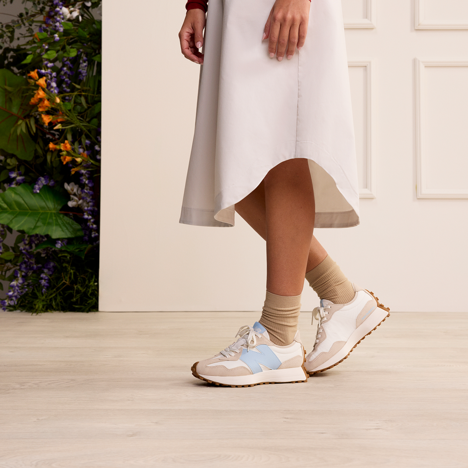 New Balance W 327 New Core Freizeitschuhe in BEIGE