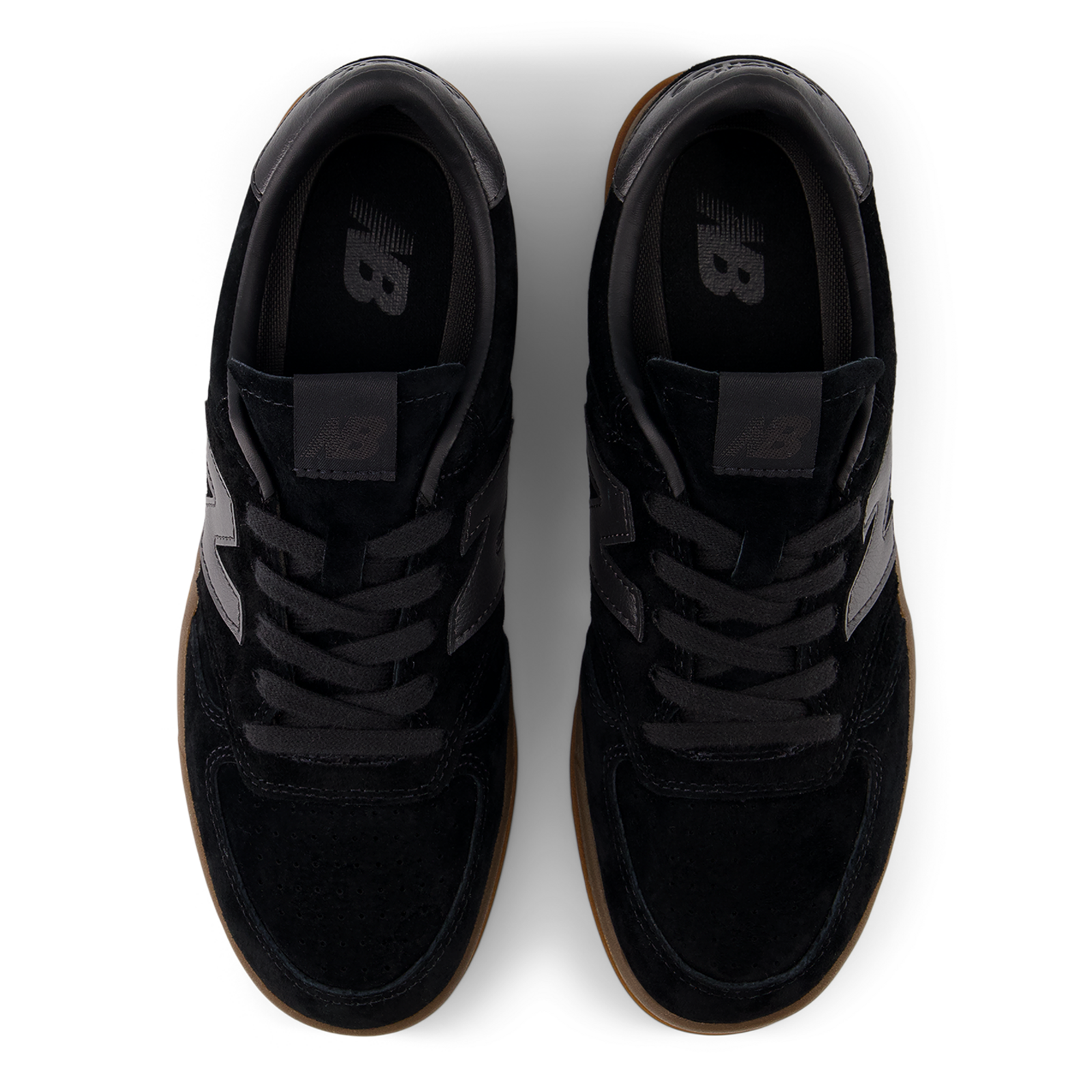 New Balance U T500 Fall Essentials Freizeitschuhe in SCHWARZ