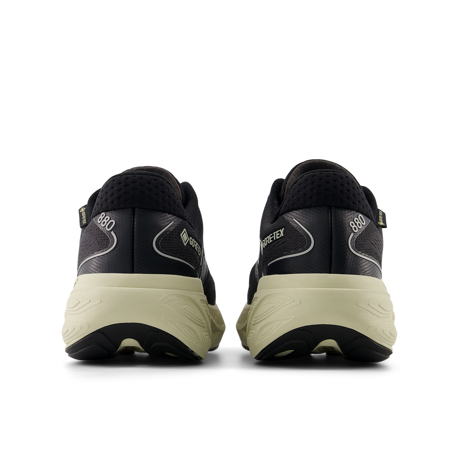New Balance W 880 GTX v15 Laufschuhe in SCHWARZ
