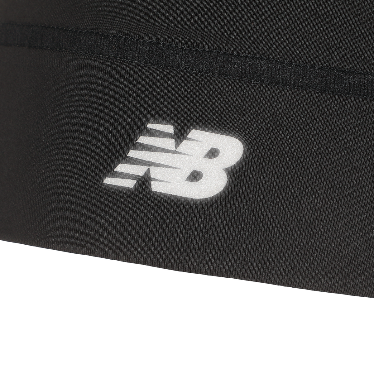New Balance Performance Skull Cap in SCHWARZ