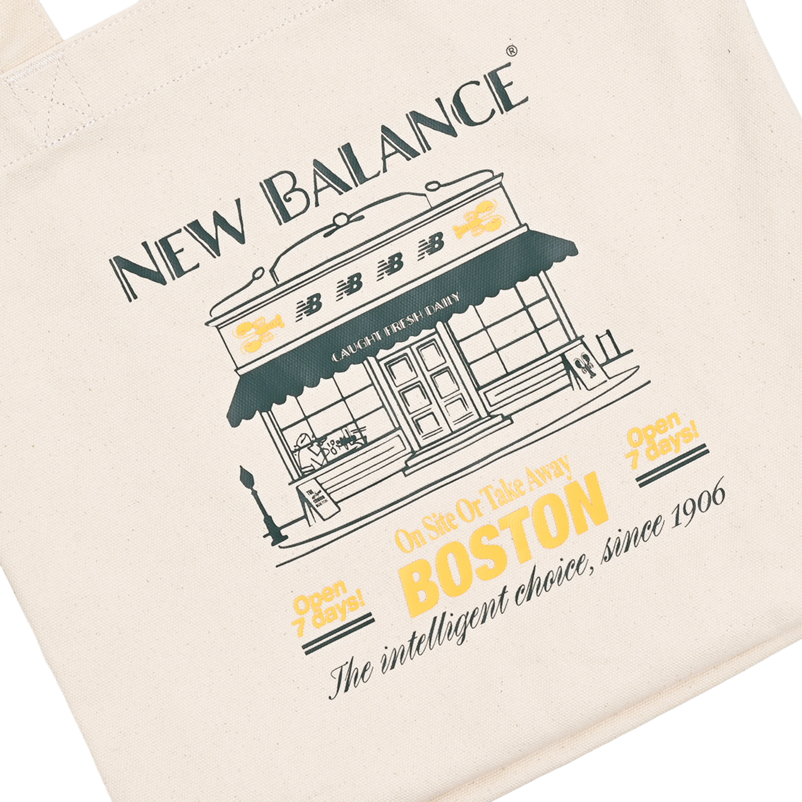 New Balance NB Athletics Graphic Tote in MEHRFARBIG