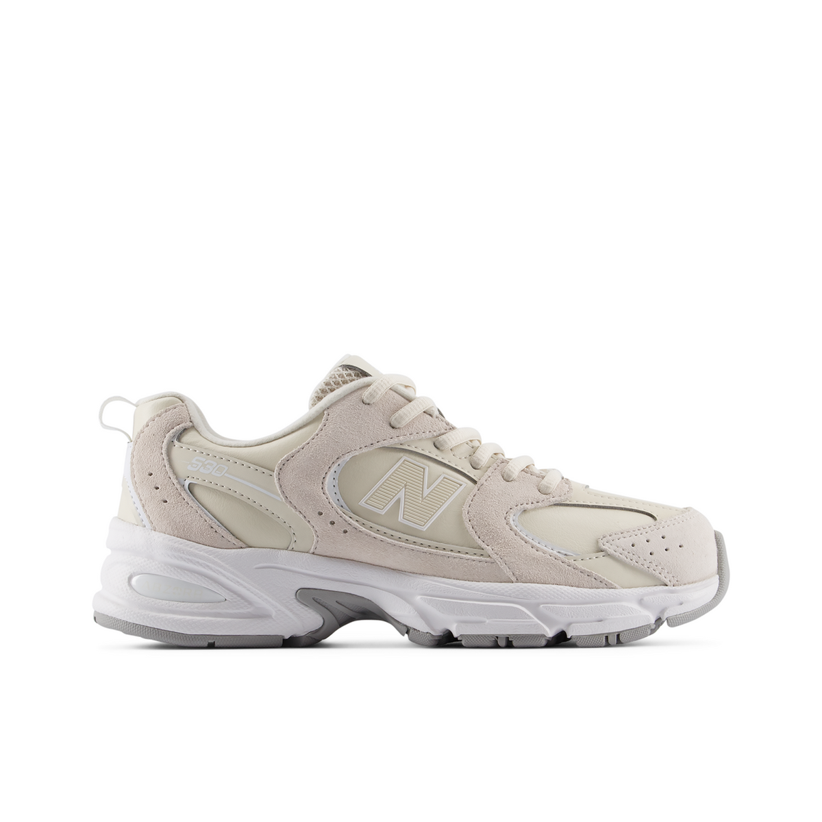 New Balance 530 Lace in BEIGE
