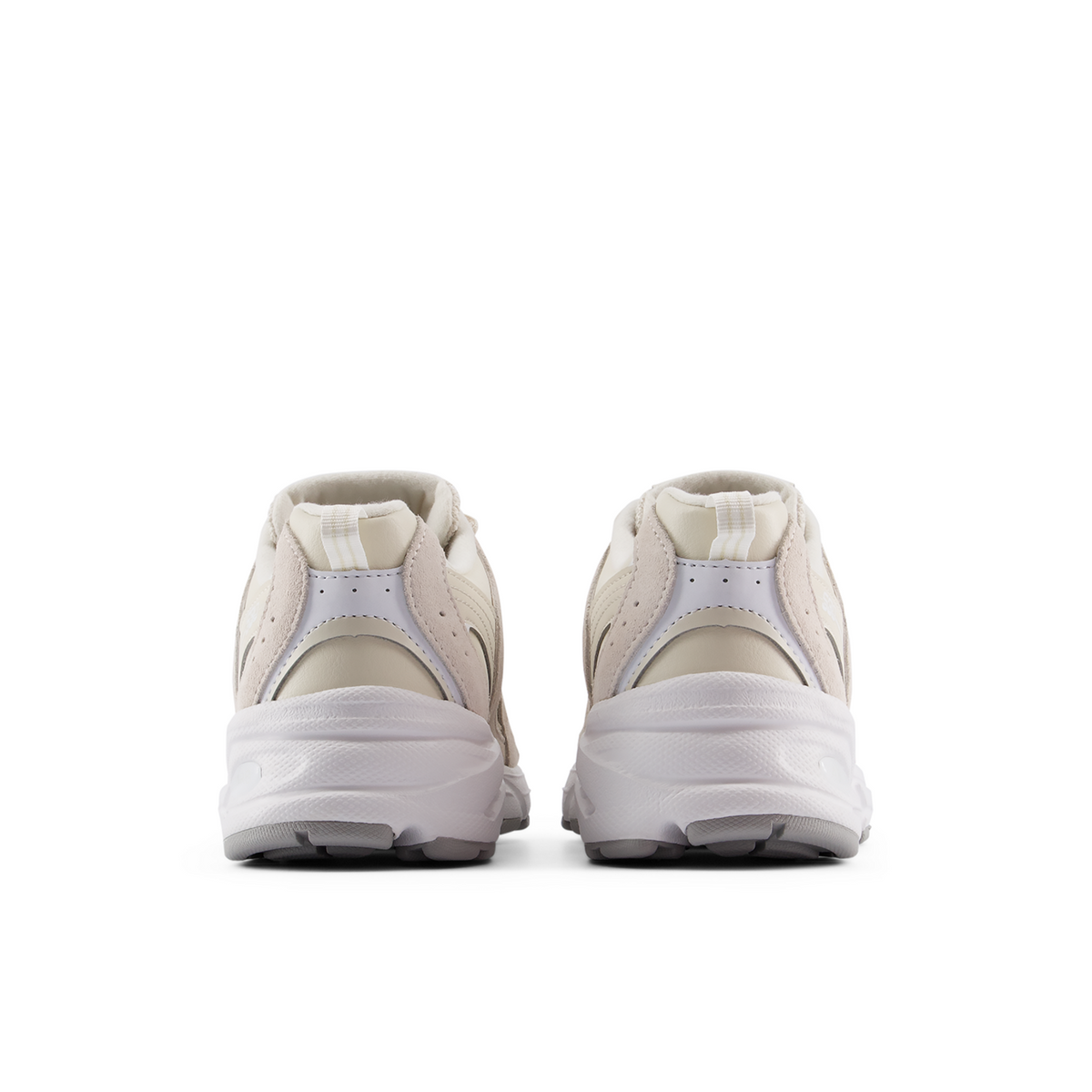 New Balance 530 Lace in BEIGE