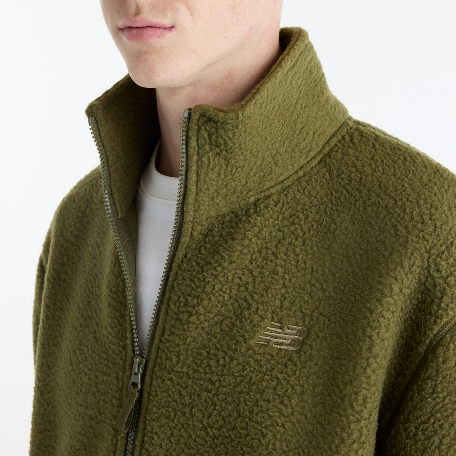 New Balance High Pile Jacket in GRÜN