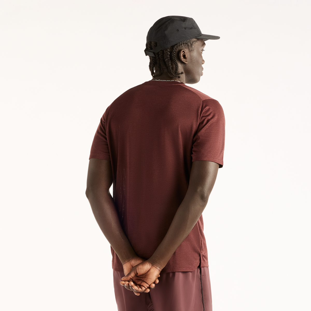 New Balance NB Athletics Run T-Shirt in ROT