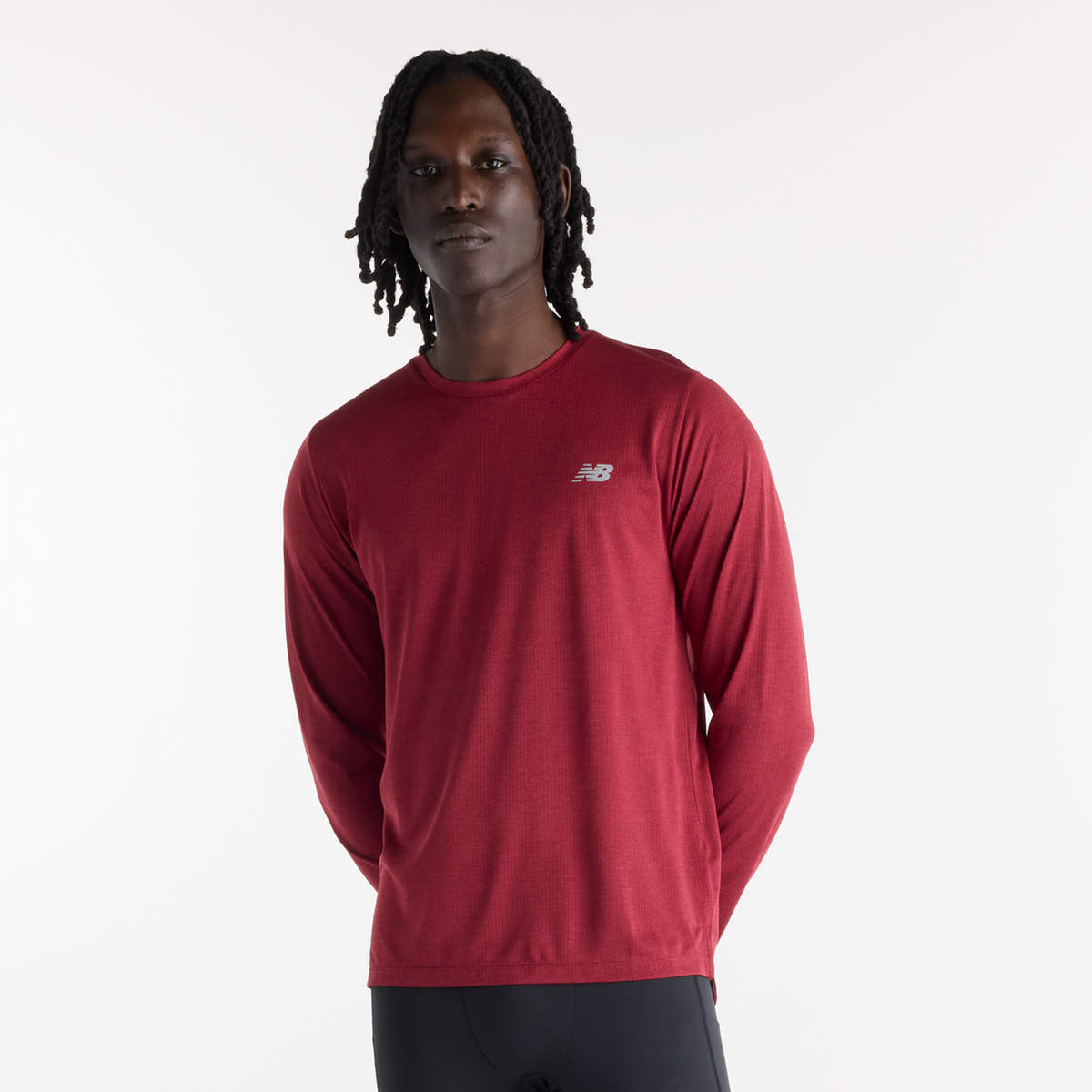 New Balance NB Athletics Run Long Sleeve T-Shirt in ROT