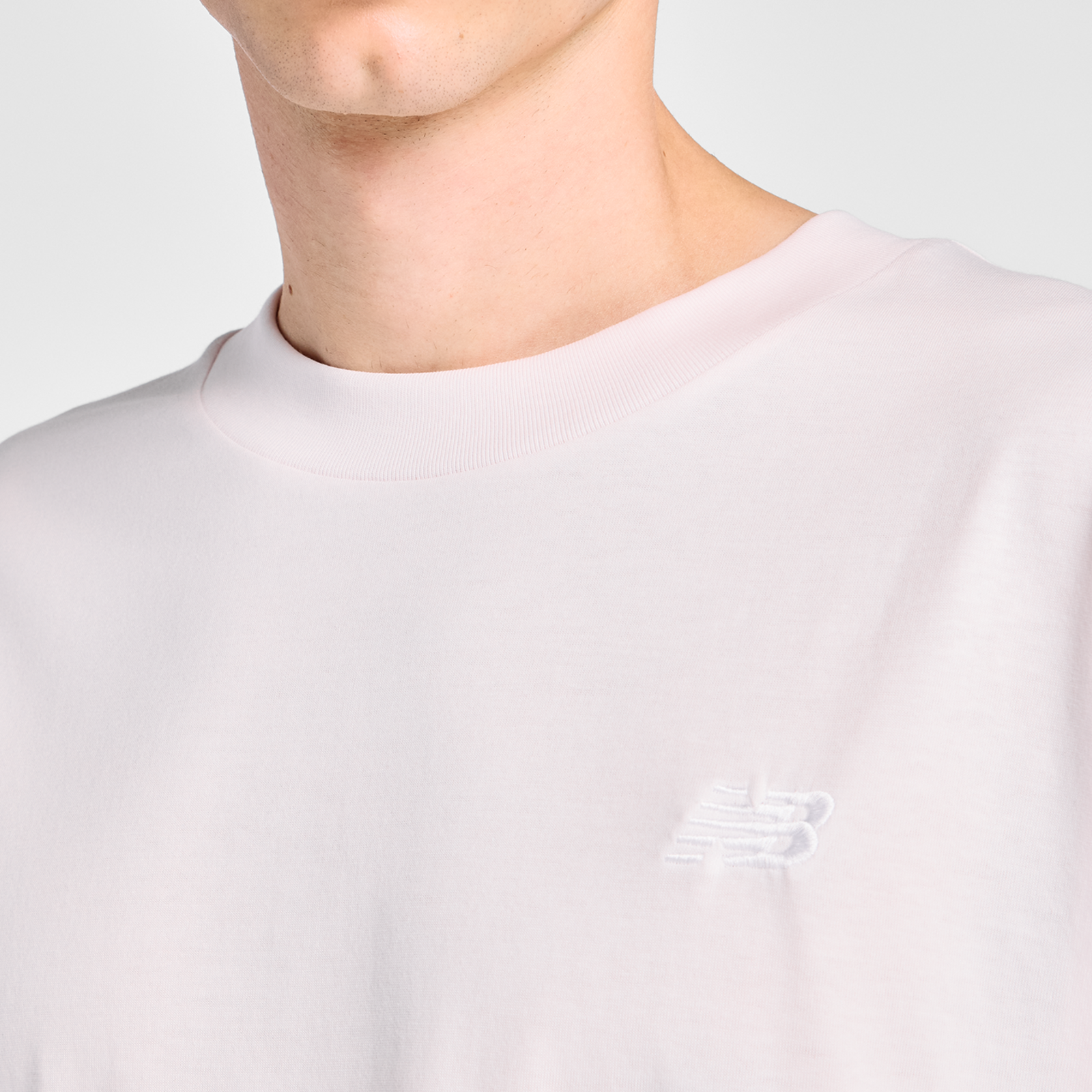 New Balance Sport Essentials Small Logo T-Shirt in