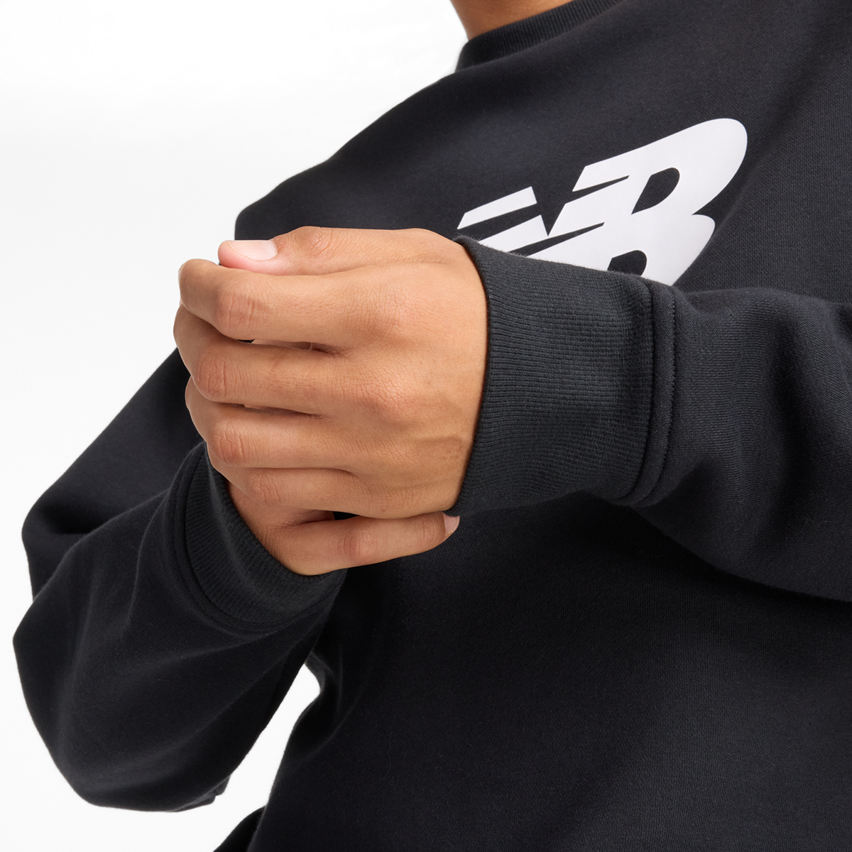 New Balance Sport Core Brushed Crew in SCHWARZ