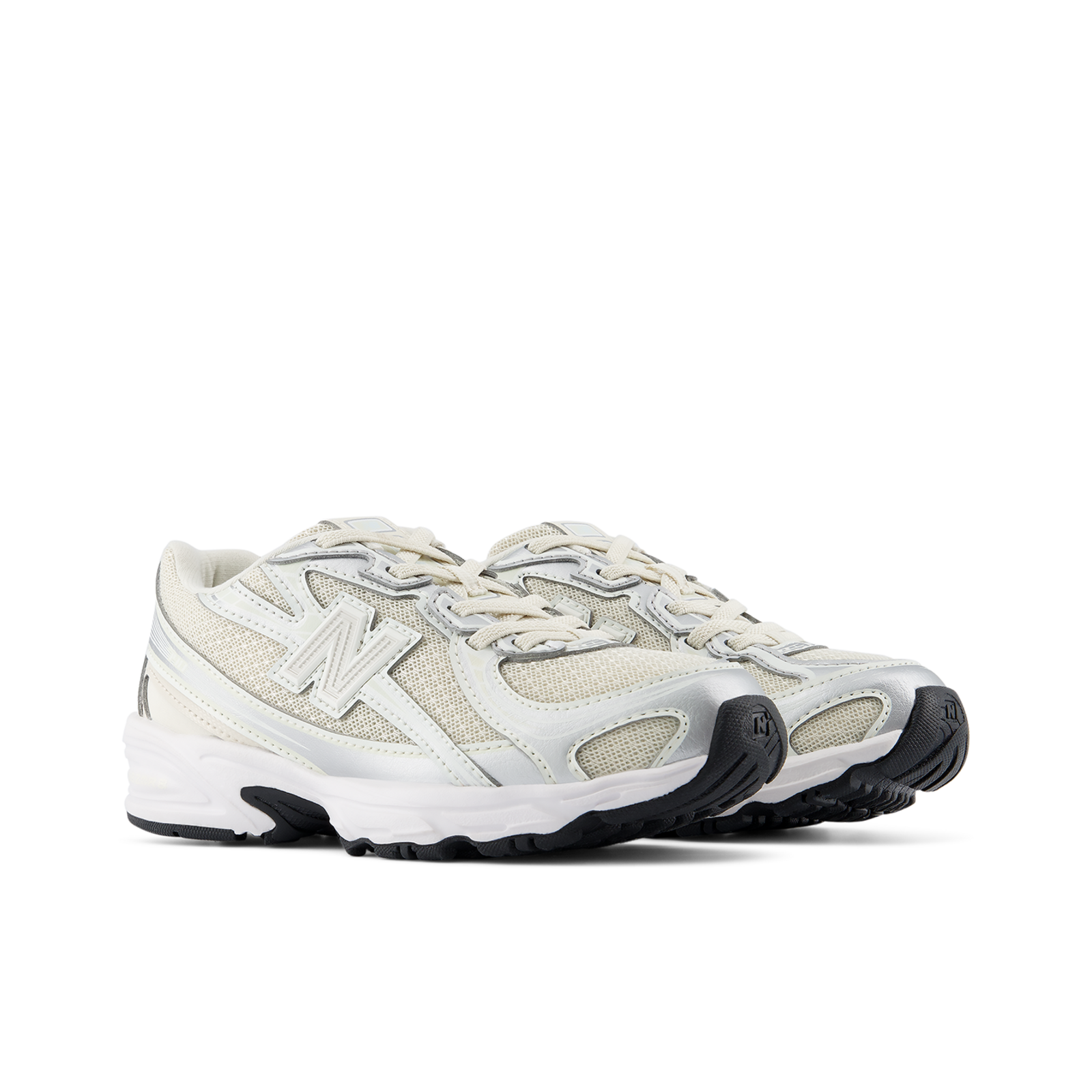 New Balance 740 Bungee Lace in BEIGE