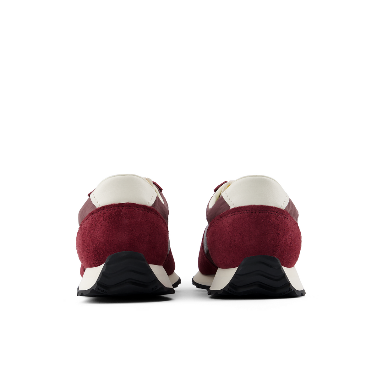 New Balance 471 Seasonal Staple in ROT