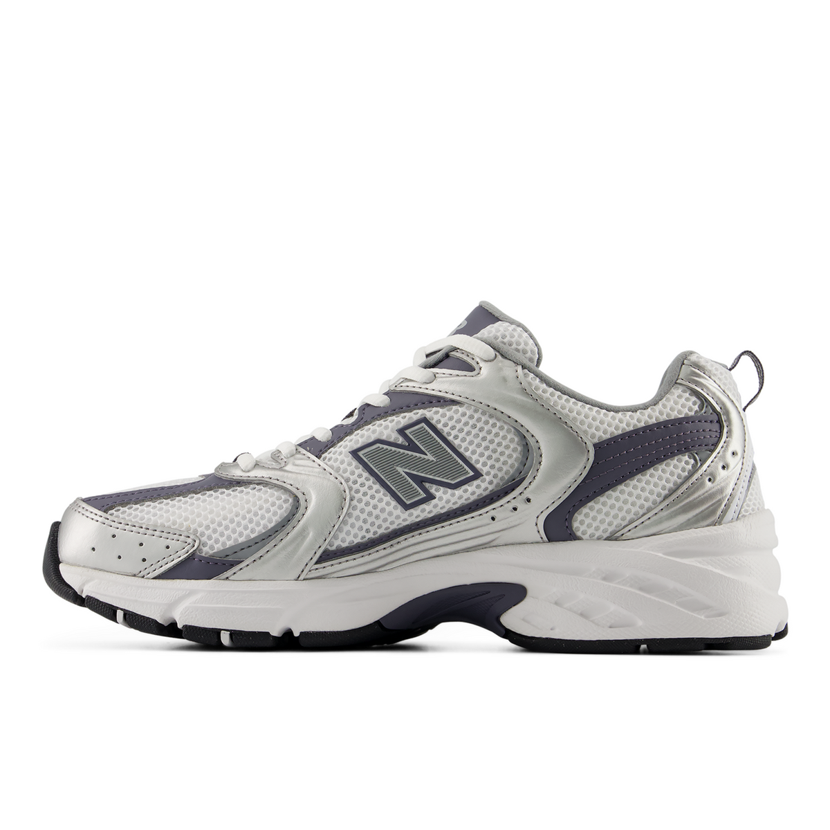 New Balance 530 Sport Tech Metallics in GRAU