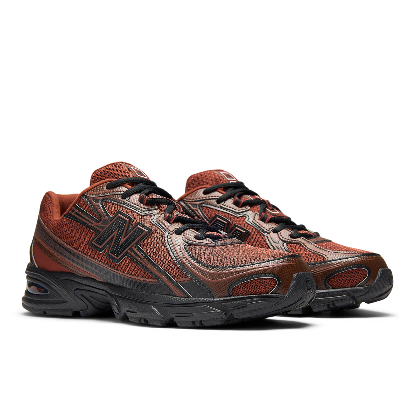 New Balance U 740 Dark Matter Freizeitschuhe in BRAUN