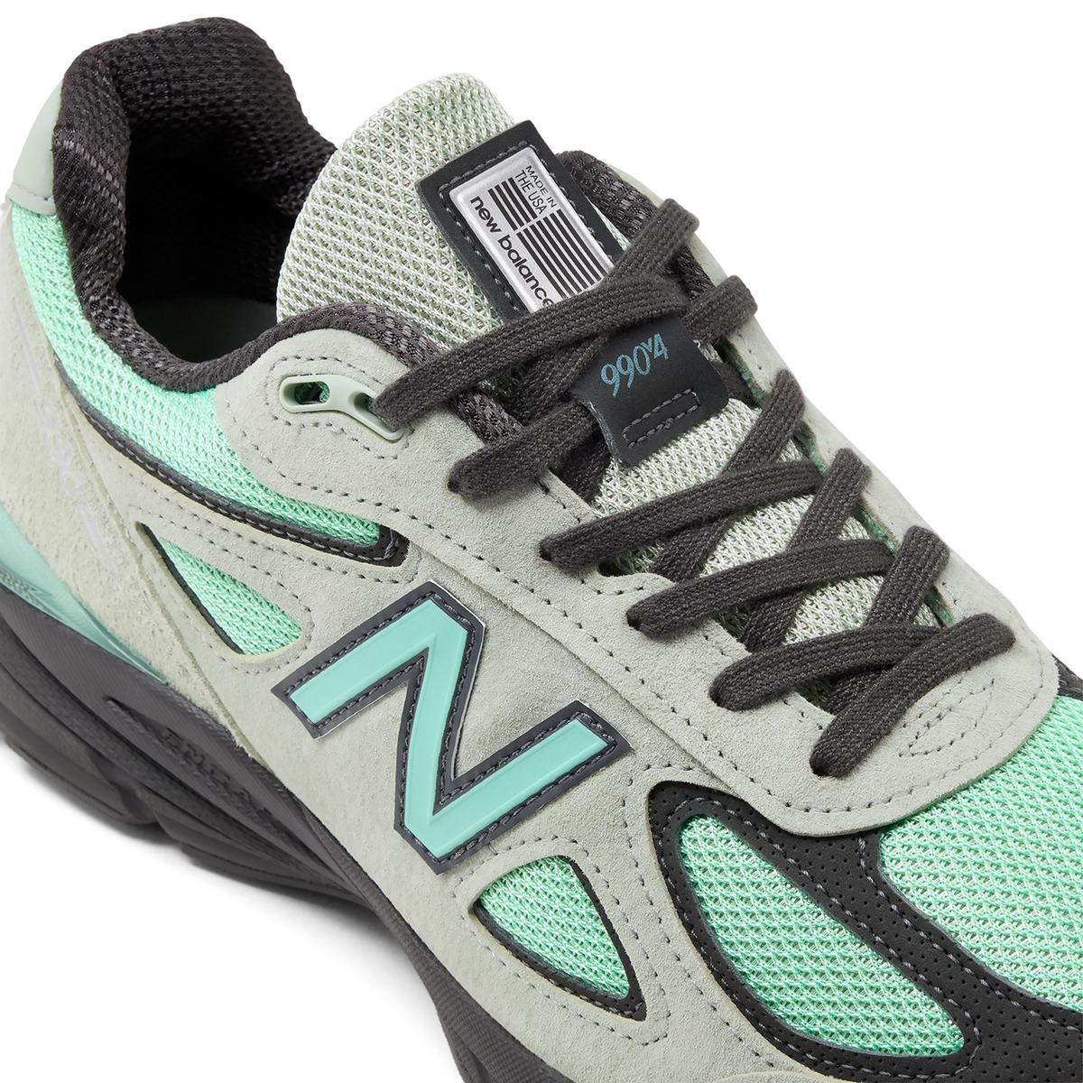 New Balance 990 v4 Made in USA Sport in GRÜN