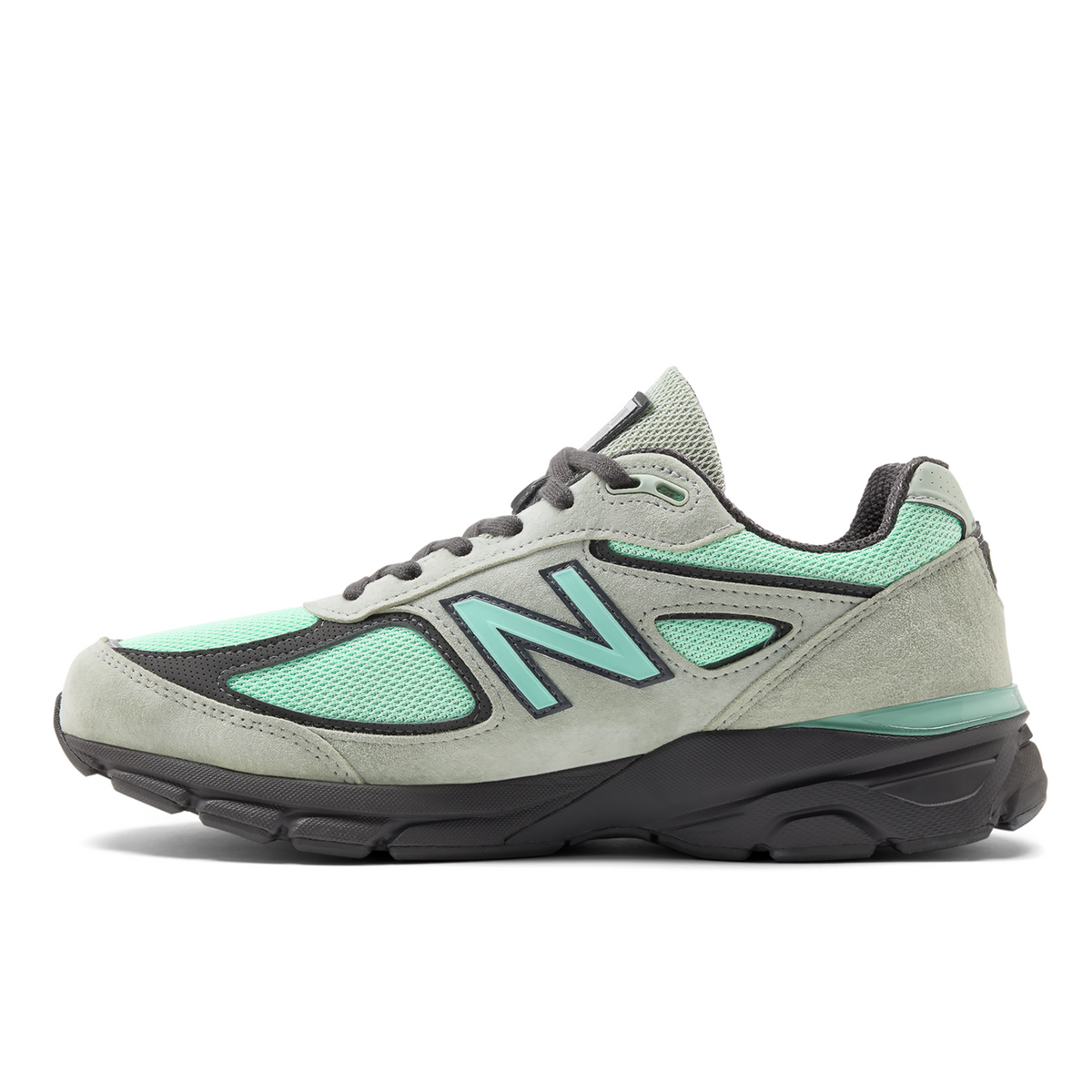 New Balance 990 v4 Made in USA Sport in GRÜN
