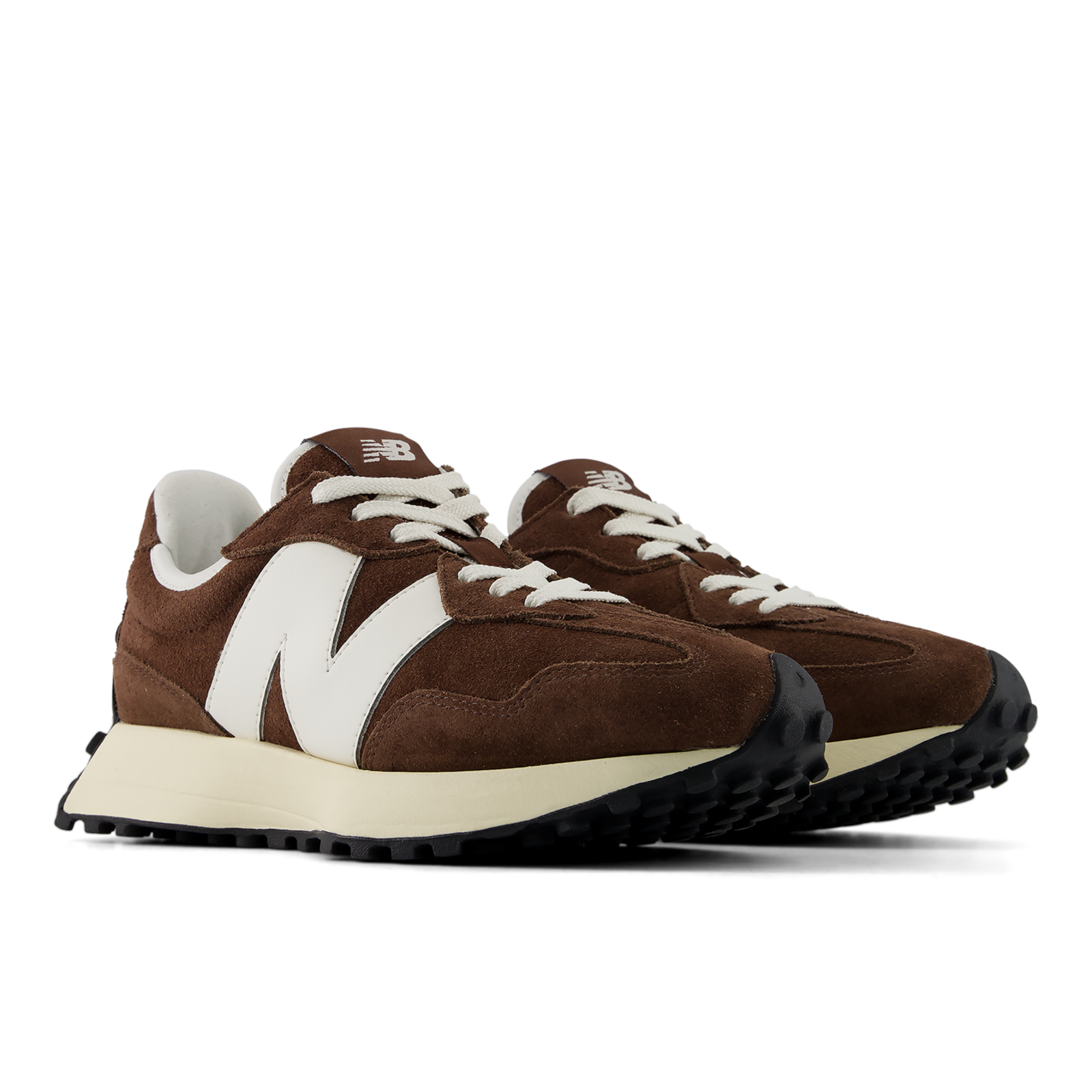 New Balance 327 Suede in BRAUN