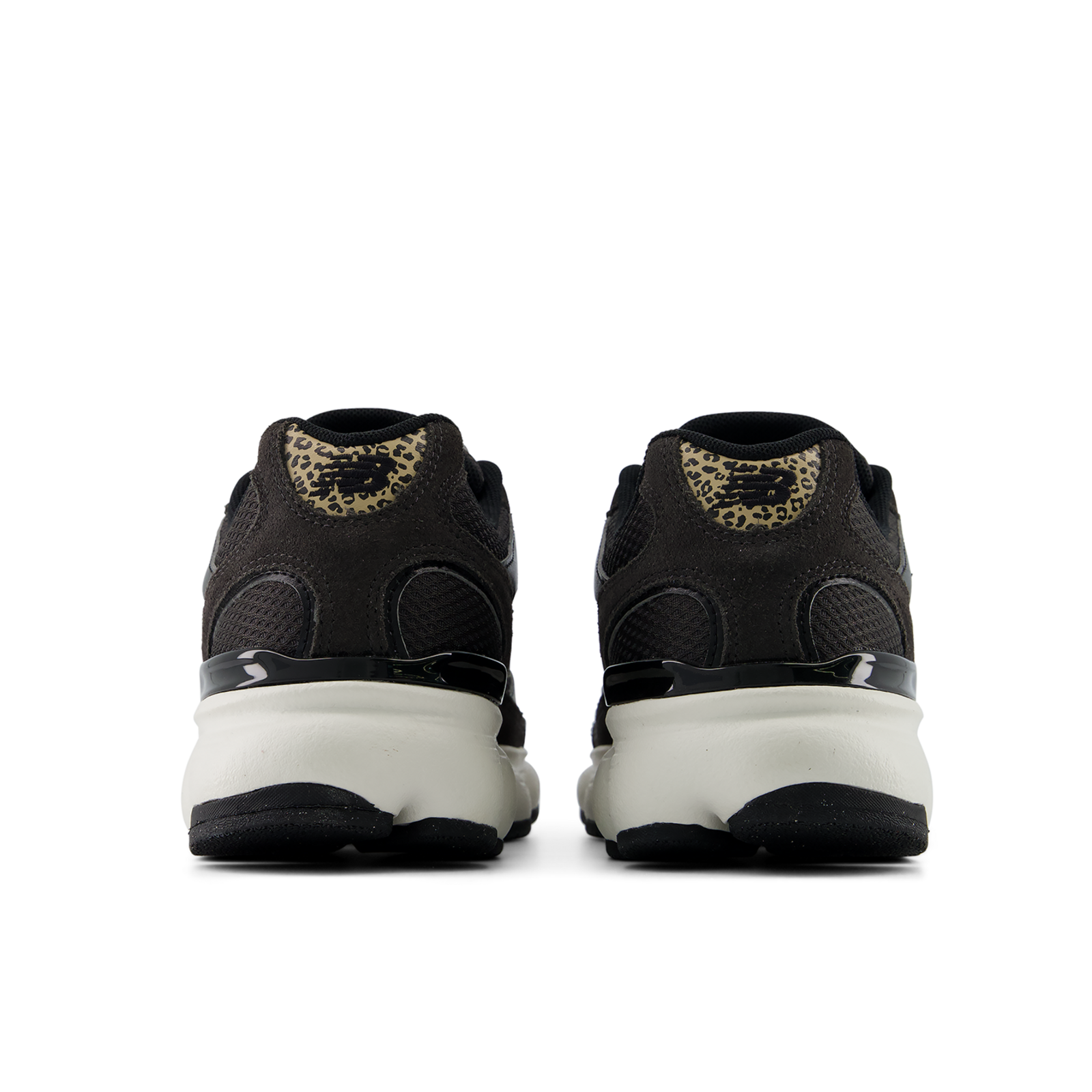 New Balance 603 Animalistic in GRAU