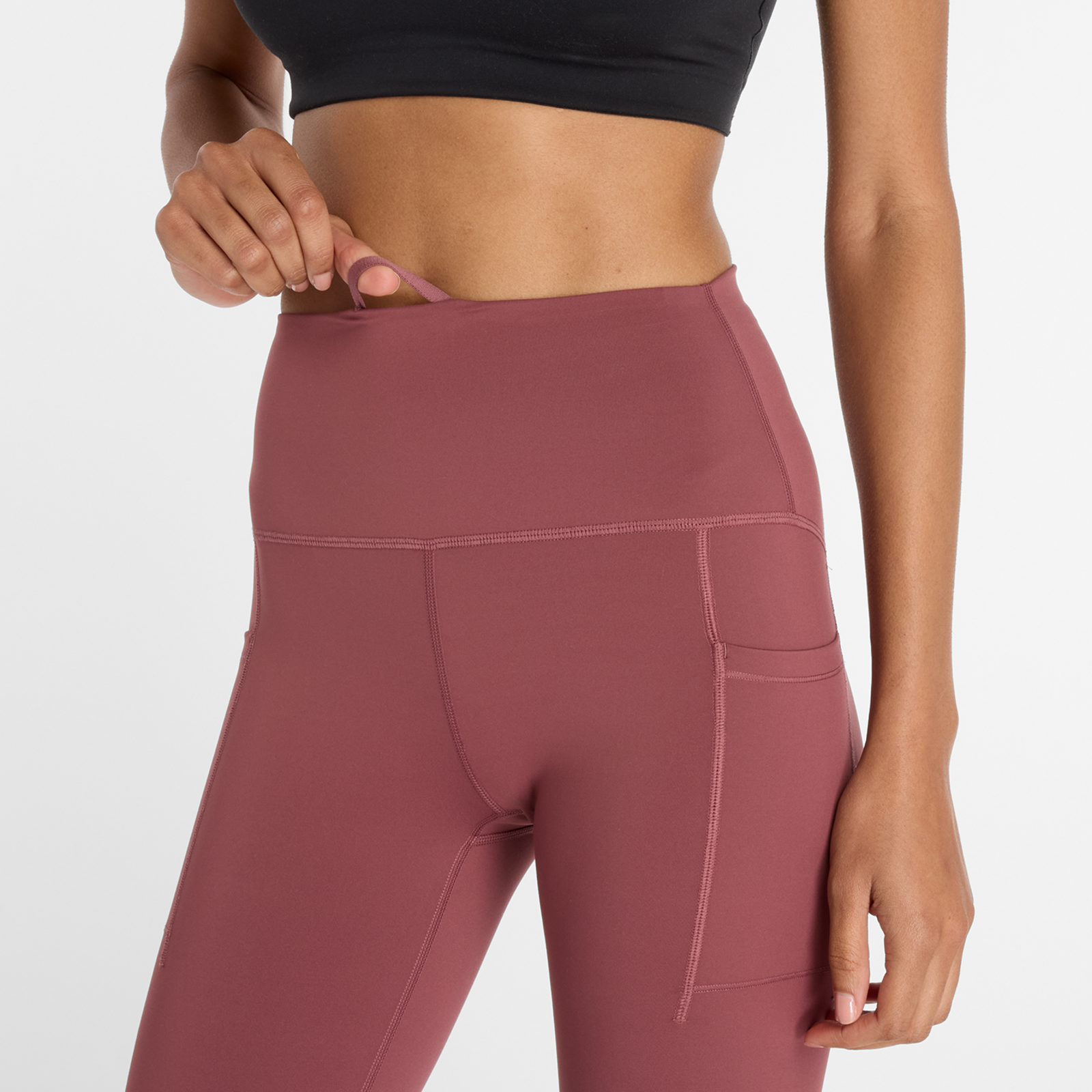 New Balance W NB Sleek Pocket High Rise Legging 27" in